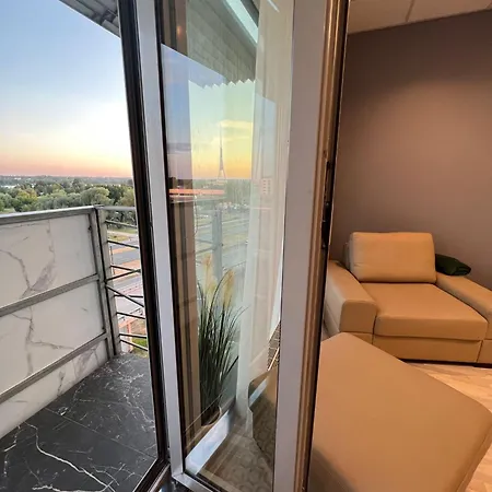 Krasta Parking & With & River View Riga