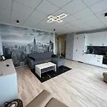 아파트 Krasta Parking & With & River View *