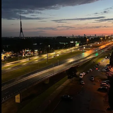 Lägenhet Krasta Parking & With & River View *