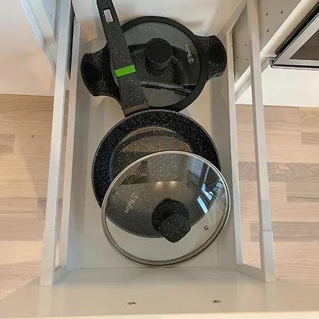 Krasta Parking & With & River View *