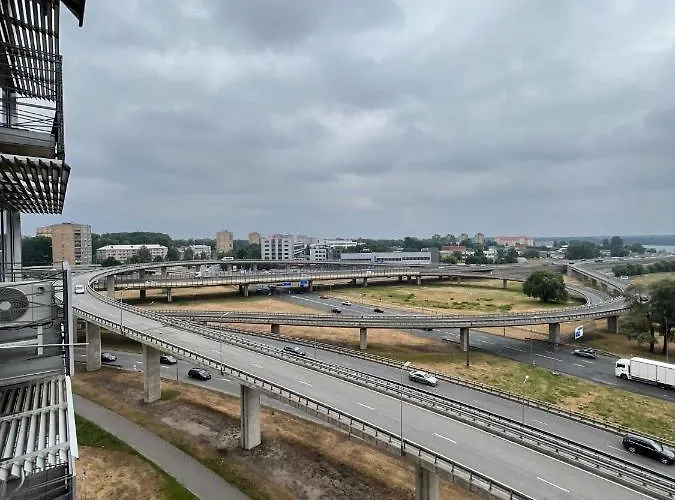 Krasta Parking & With & River View * Riga