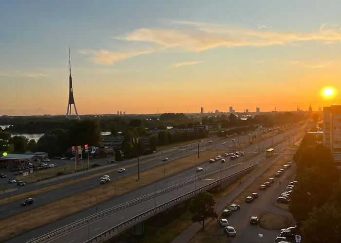 Krasta Parking & With & River View *