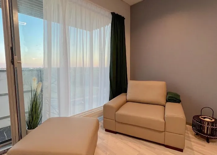 Krasta Parking & With & River View * Riga