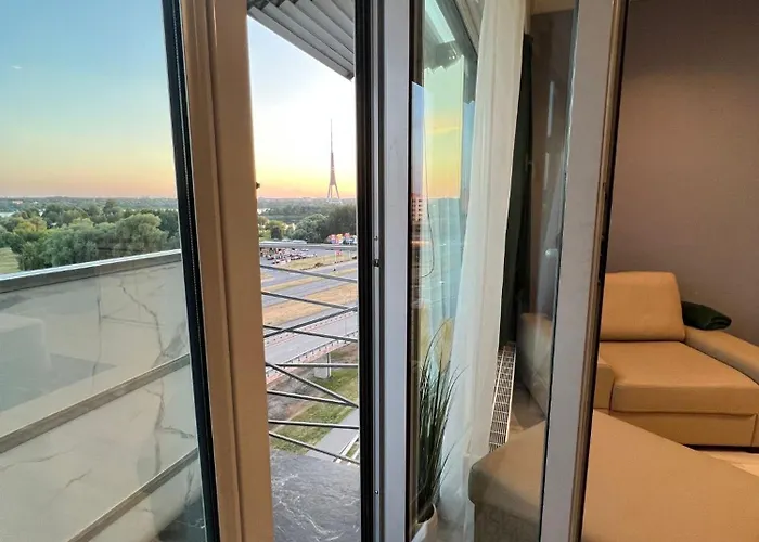 Krasta Parking & With & River View * Riga